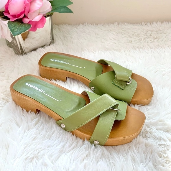 Free People Shoes - NEW Free People x Intentionally Blank Cleo Clog Sandal 38 NWOB